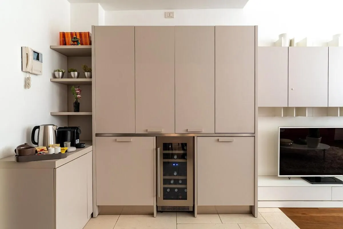 Appartement Elegant Apt In Milan Heart