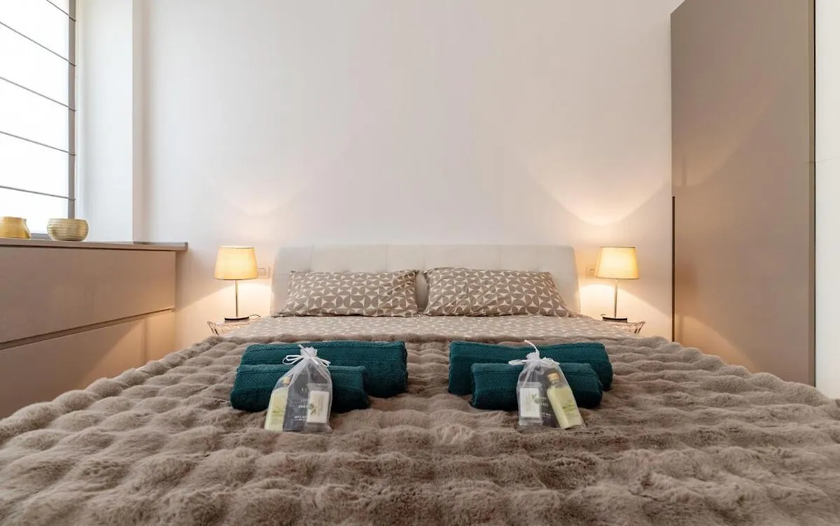 Elegant Apt In Milan Heart Italie